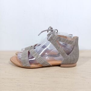 Born Gentry Gladiator Sandals Women's 7‎ Metallic Silver Leather Lace-Up